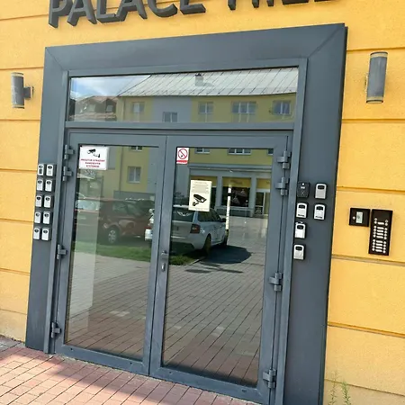 Palace Hill 3l דירה פופראד